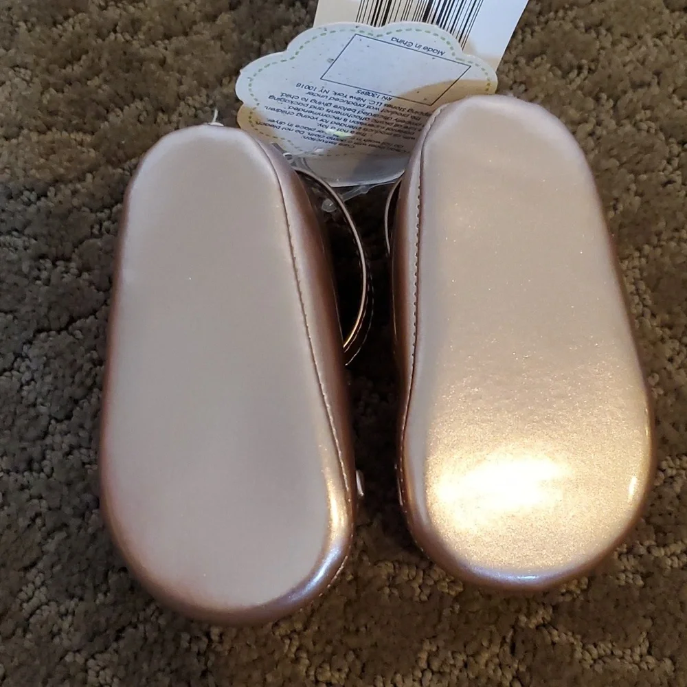 Baby Girls First Steps Dress Shoes Cream/Rose Gold Size (3/6) (9/12) months NWT